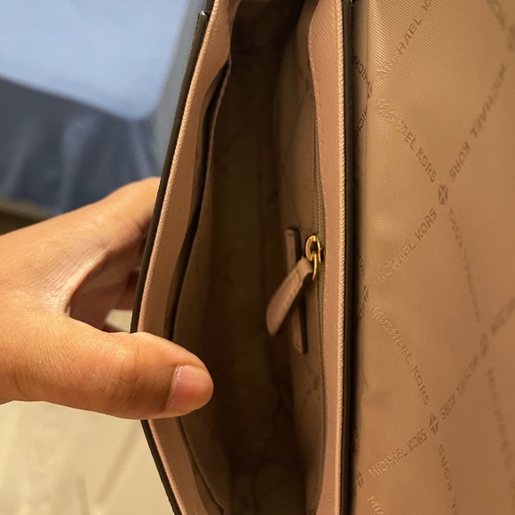 MK Crossbody - Picture 5 of 5